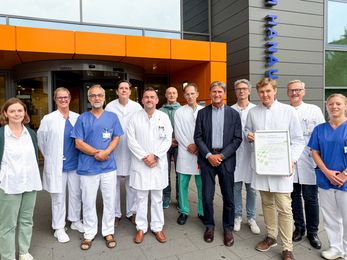 Gruppenfoto des Teams des Tumorzentrums Hanau
